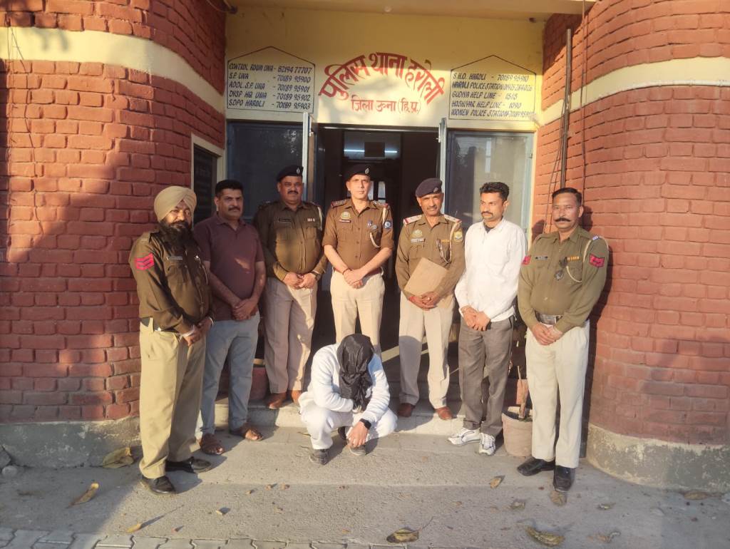 हरोली के लालूवाल में पुलिस की रेड चिट्टाभुक्की व ड्रग मनी सहित एक गिरफ्तार